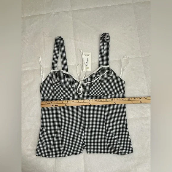 Black and White Checkered Sleeveless Top - Picture 5 of 7